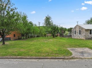 224 E 44th Street N, Tulsa, OK 74106