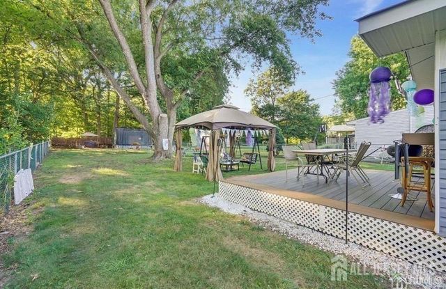 1735 Holly Road, North Brunswick, NJ 08902