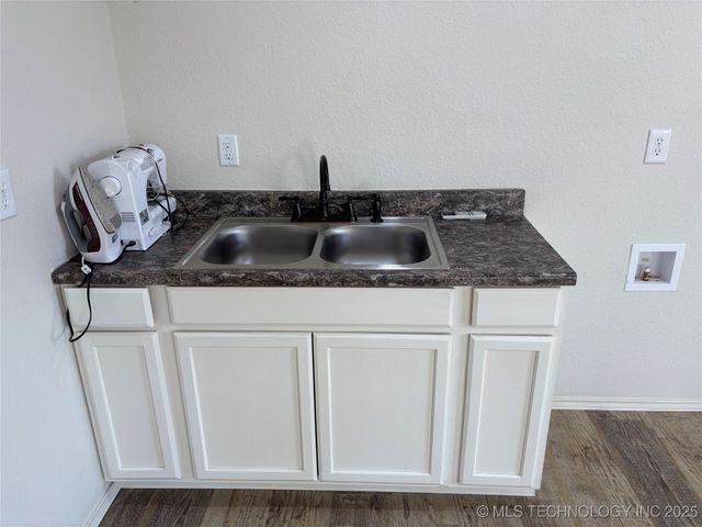 284 Songbird Trail, Ardmore, OK 73401