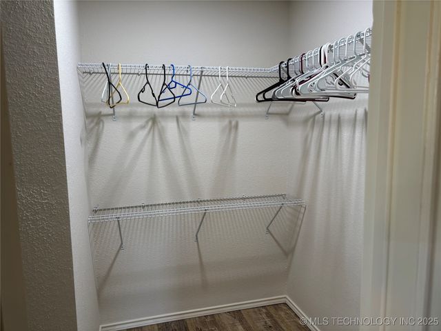 284 Songbird Trail, Ardmore, OK 73401