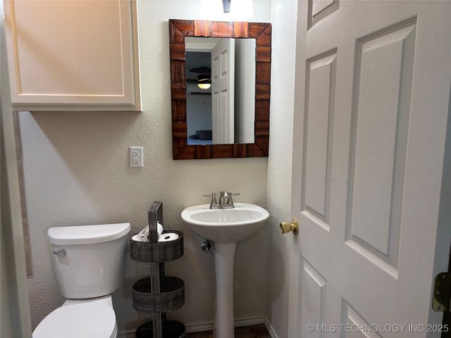 284 Songbird Trail, Ardmore, OK 73401