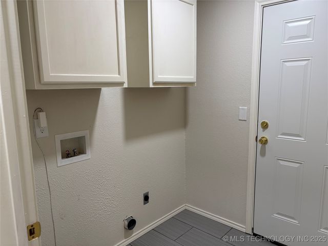 284 Songbird Trail, Ardmore, OK 73401