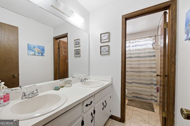 298 Trestle Road, Locust Grove, GA 30248