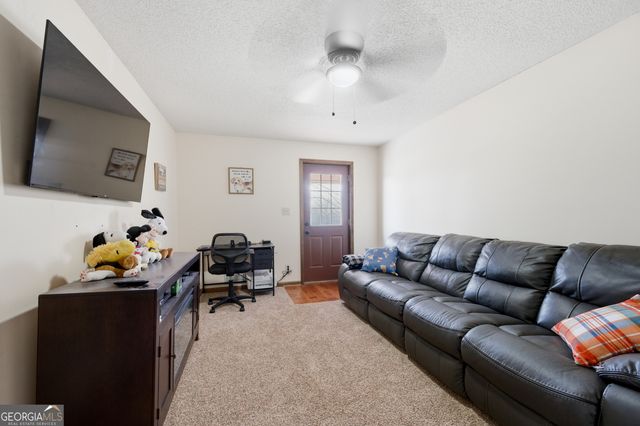 298 Trestle Road, Locust Grove, GA 30248