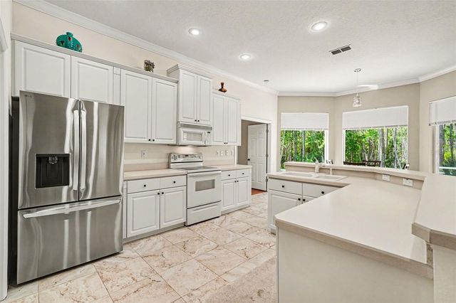 8689 MISSISSIPPI RUN, Weeki Wachee, FL 34613