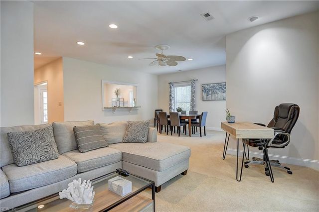 4490 Pleasant Ave Unit D, Norfolk, VA 23518