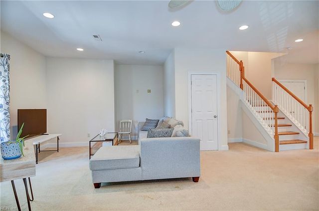 4490 Pleasant Ave Unit D, Norfolk, VA 23518