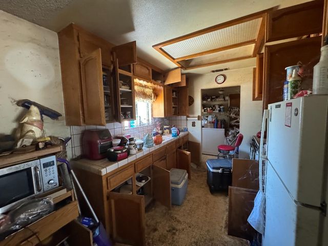 37307 Mistletoe Road, Yokuts Valley, CA 93675