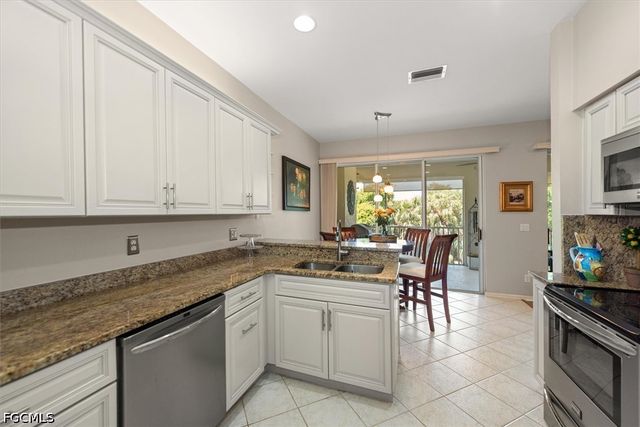 25090 Ballycastle CT 202, Bonita Springs, FL 34134