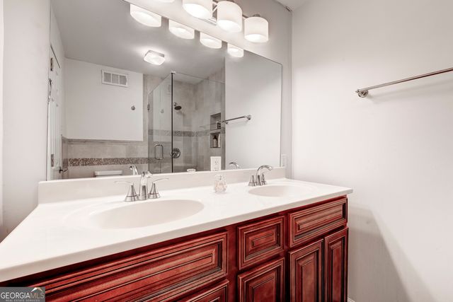 215 Piedmont Avenue NE APT 2203, Atlanta, GA 30308