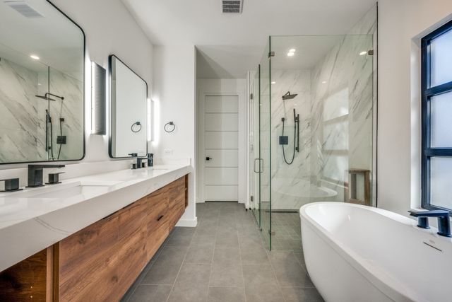 3079 Tall Oaks Court, Corinth, TX 76210