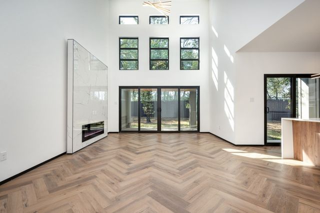 3079 Tall Oaks Court, Corinth, TX 76210