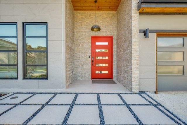 3079 Tall Oaks Court, Corinth, TX 76210