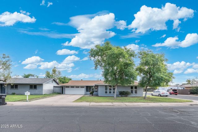 17 S CHOLLA Street, Gilbert, AZ 85233