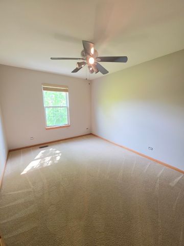 1333 Cape Cod Lane, Pingree Grove, IL 60140