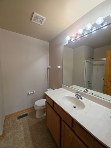 1333 Cape Cod Lane, Pingree Grove, IL 60140