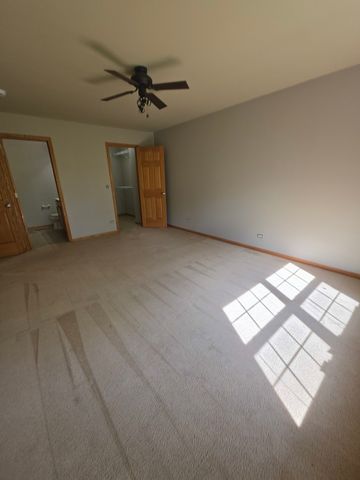 1333 Cape Cod Lane, Pingree Grove, IL 60140