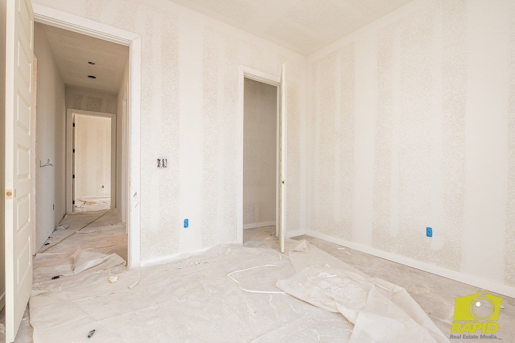 Image 22 of property listing at 10954 Twin Lakes Lane, San Angelo, TX 76904