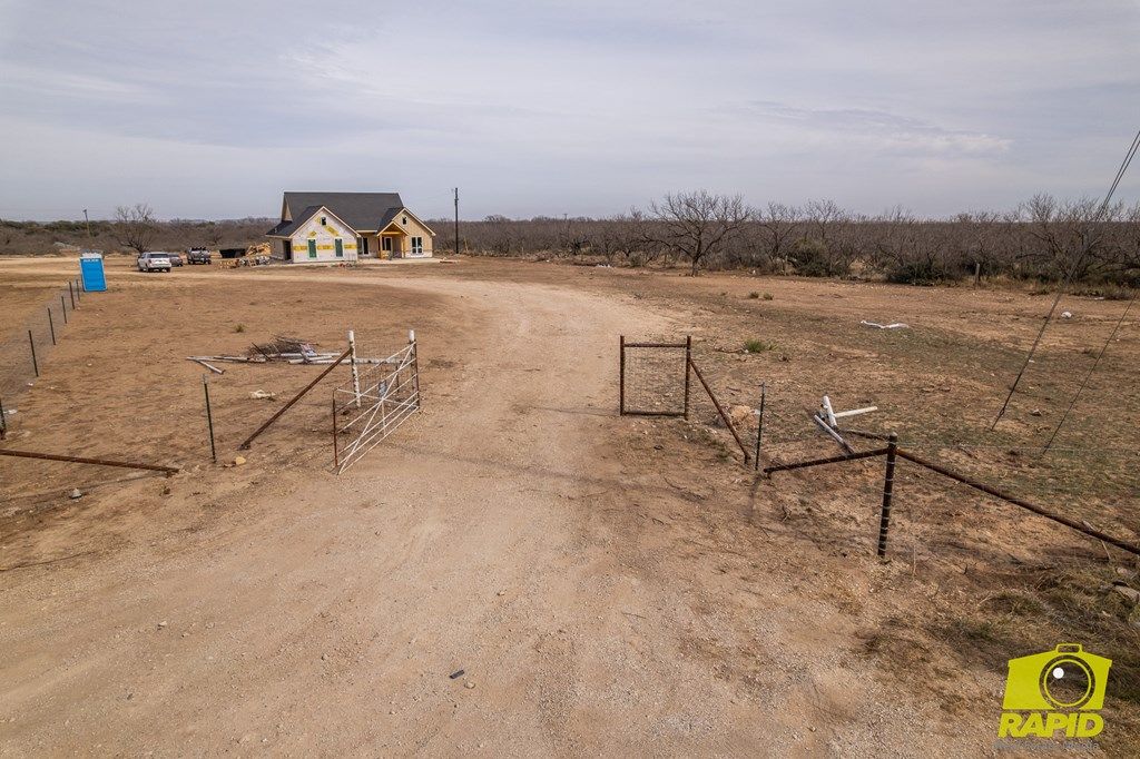 Image 37 of property listing at 10954 Twin Lakes Lane, San Angelo, TX 76904