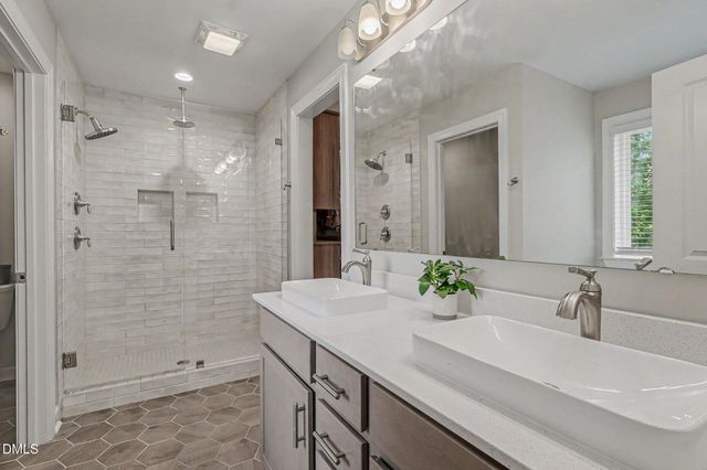 688 Bent Willow Drive, Clayton, NC 27527