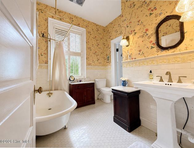 113 Nun Street, Wilmington, NC 28401