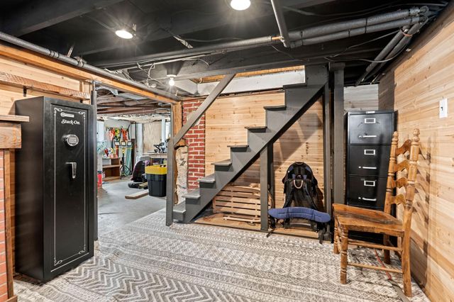 20 N. Main Street, Salem, NH 03073