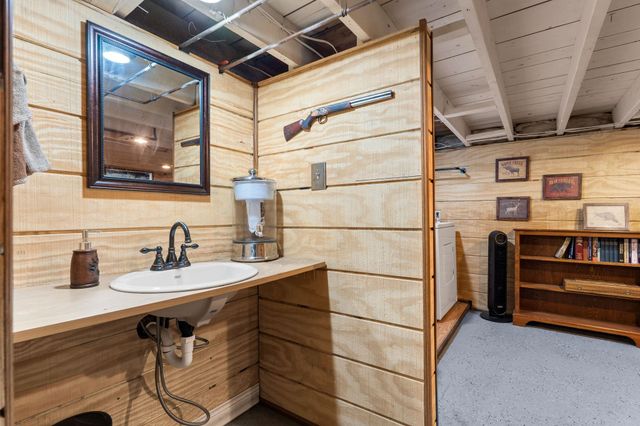 20 N. Main Street, Salem, NH 03073