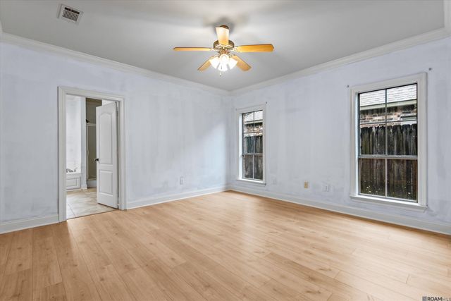 5738 Parkknoll Place Dr, Baton Rouge, LA 70816