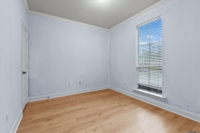 5738 Parkknoll Place Dr, Baton Rouge, LA 70816