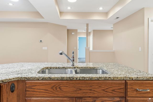 2913 Willowbend Court, Manhattan, KS 66502