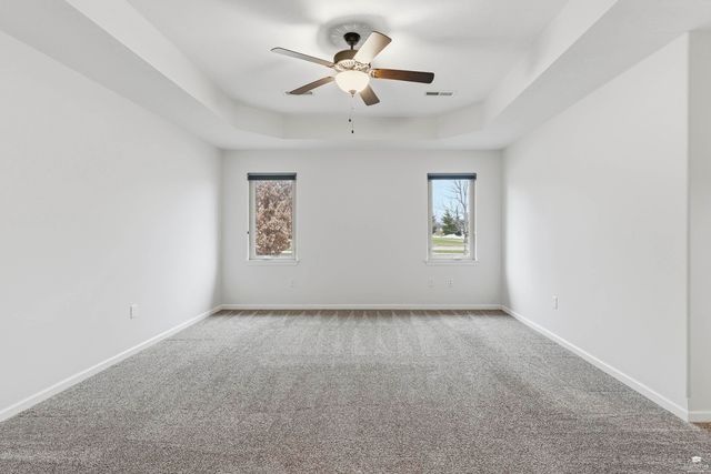 2913 Willowbend Court, Manhattan, KS 66502