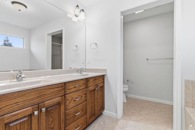 2913 Willowbend Court, Manhattan, KS 66502