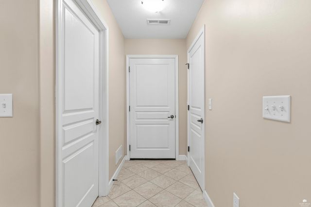 2913 Willowbend Court, Manhattan, KS 66502