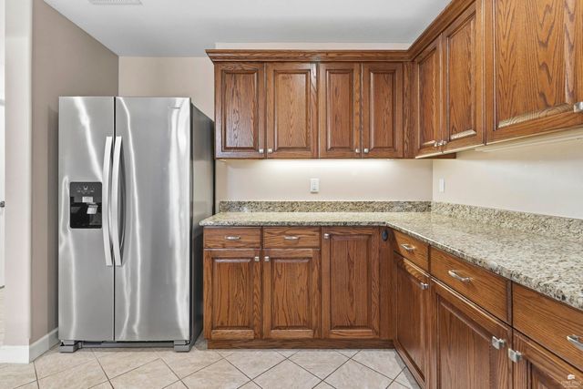 2913 Willowbend Court, Manhattan, KS 66502