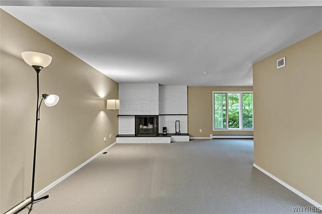 177 The Paddock, Amherst, NY 14221