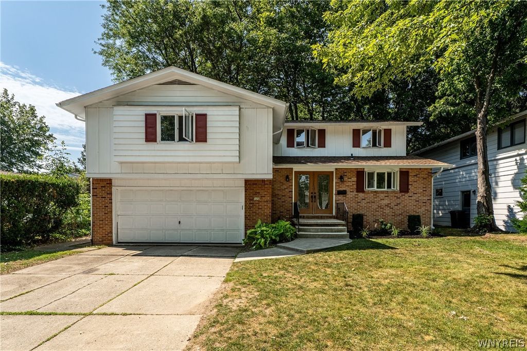 177 The Paddock, Amherst, NY 14221