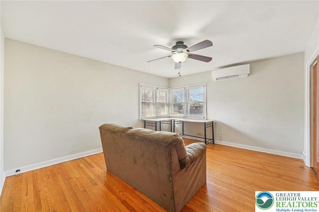 732 Lyons Street, Bethlehem City, PA 18018