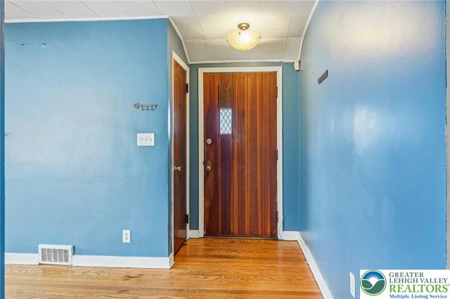 732 Lyons Street, Bethlehem City, PA 18018