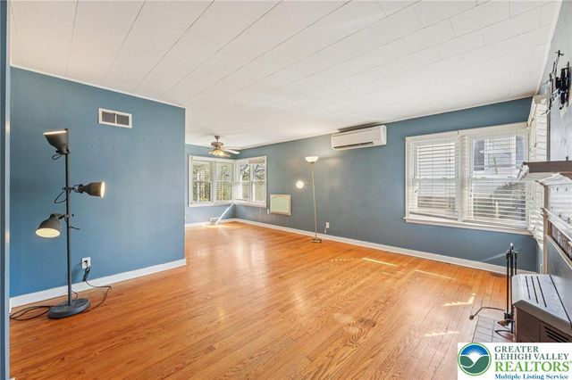 732 Lyons Street, Bethlehem City, PA 18018