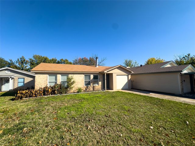11118 Freedom Way, Fort Worth, TX 76244