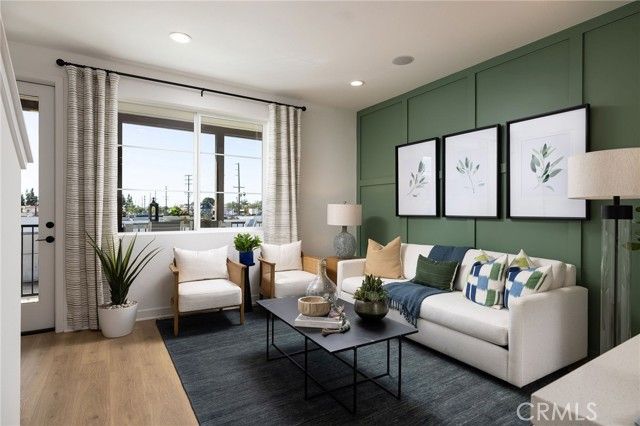 308 E Whittier Boulevard, La Habra, CA 90631