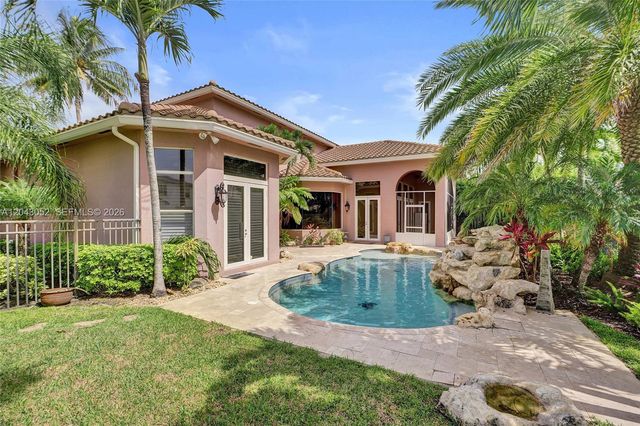 9316 Pearch Ln, Boynton Beach, FL 33437