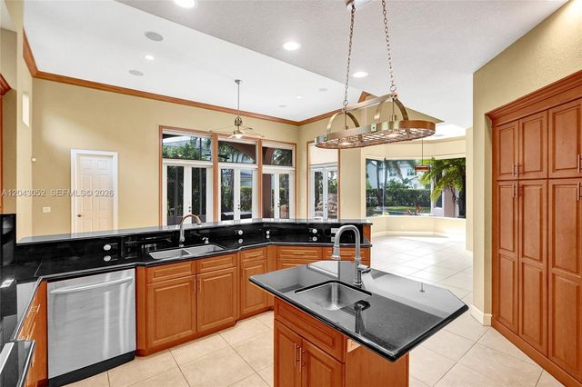 9316 Pearch Ln, Boynton Beach, FL 33437