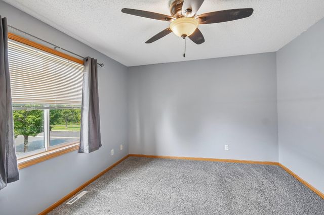 1217 Maple Street, Farmington, MN 55024