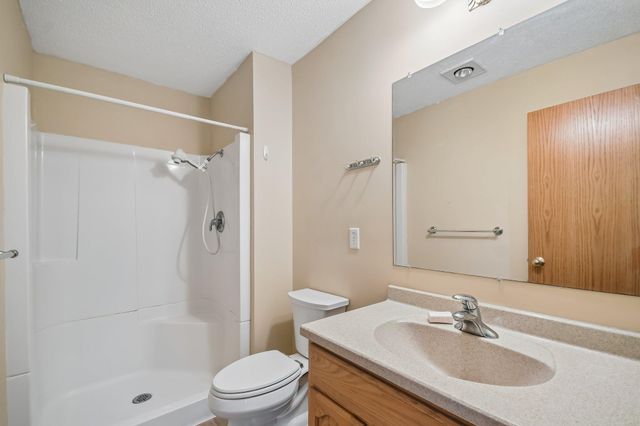 1217 Maple Street, Farmington, MN 55024