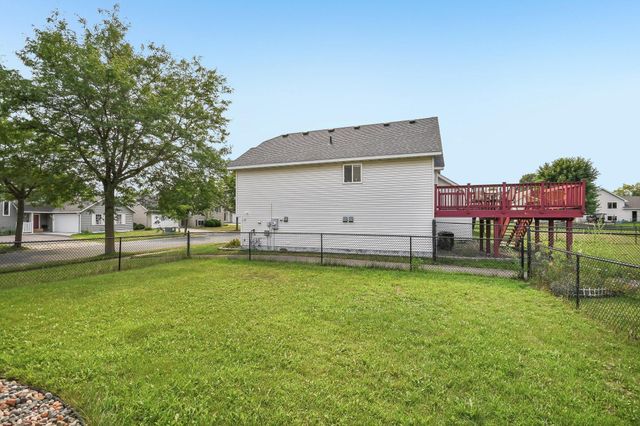 1217 Maple Street, Farmington, MN 55024