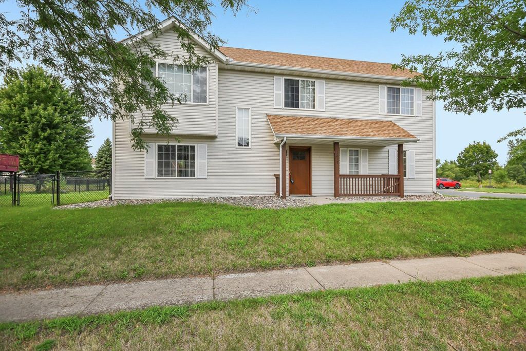 1217 Maple Street, Farmington, MN 55024