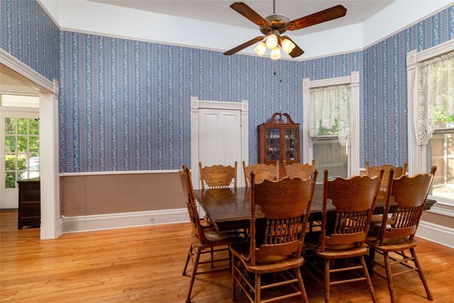 412 W Josephine Street, Weatherford, TX 76086