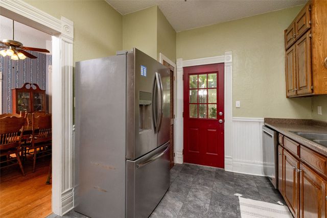 412 W Josephine Street, Weatherford, TX 76086