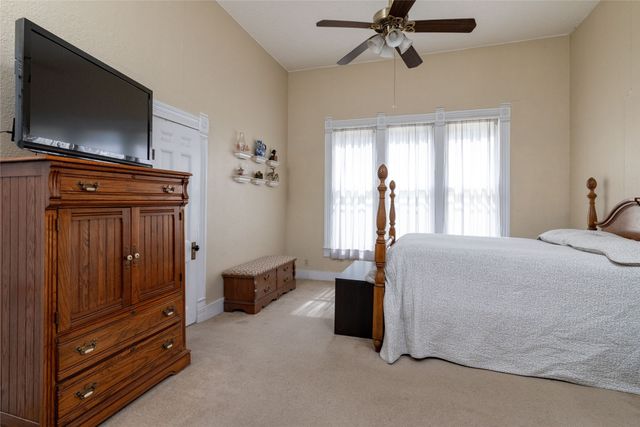 412 W Josephine Street, Weatherford, TX 76086
